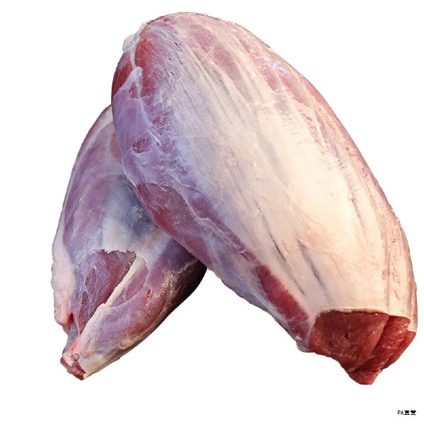 昝岗镇隶属于雄安新区雄县，历史悠久、文化底蕴深厚，曾与白沟、胜芳并列为“冀中三大古镇”。这里保留着红色记忆，历史上曾发生过重要战事，孕育出尚武精神。国术大师陈子正创建的“鹰爪翻子拳”代代传承，体现着爱国情怀。正在建设中的京雄城际铁路雄安站也设在昝岗镇，为古镇带来新的时代意义。