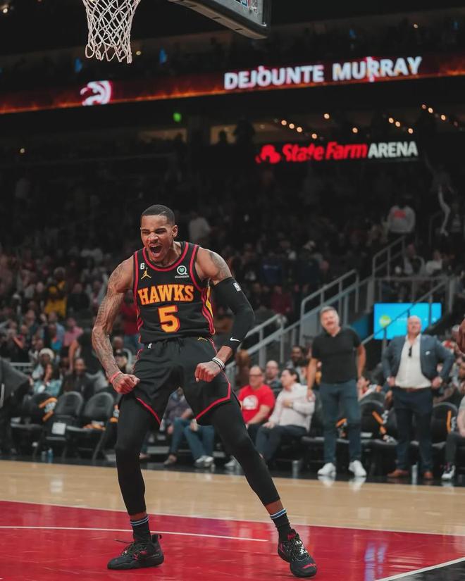 德章泰-穆雷复出状态回升 鹈鹕战绩提升