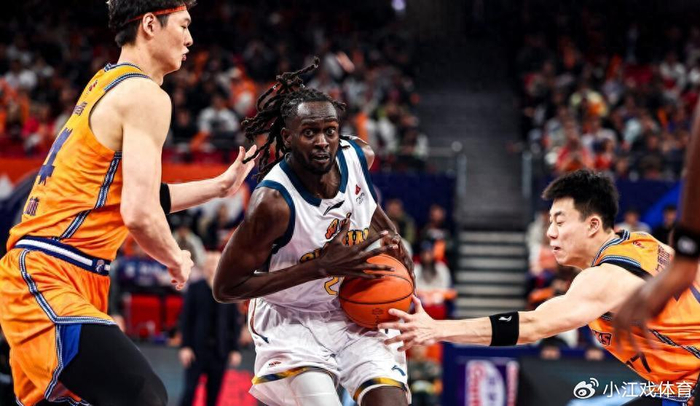 四川队主场惨败山东队 创CBA历史最长连败纪录