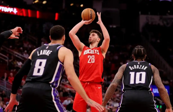 火箭客场挑战鹈鹕 杜兰特对决威廉森争夺季后赛