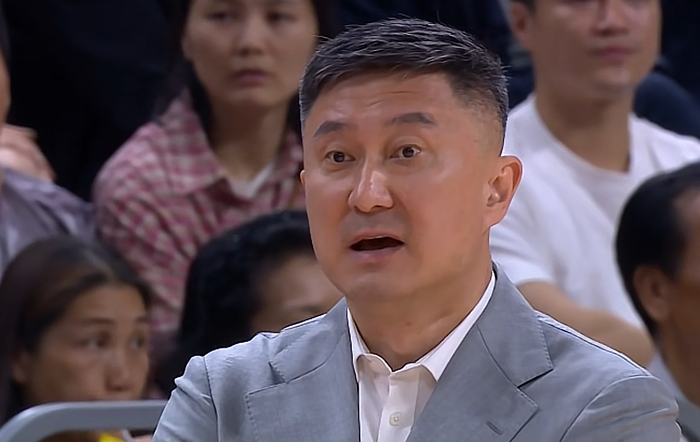 广东队惨败山东队13分 杜锋三大失误成关键